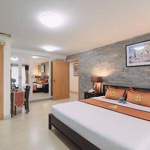 Suite à 2 Chambres à Coucher
